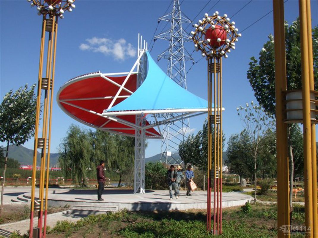 德州<font color='red'>張拉膜結構</font>景觀設計施工【案例圖片】